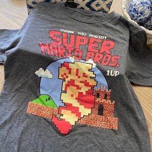 Big Boys Nintendo Super Mario Brothers Short Sleeve Jersey Tee Shirt
